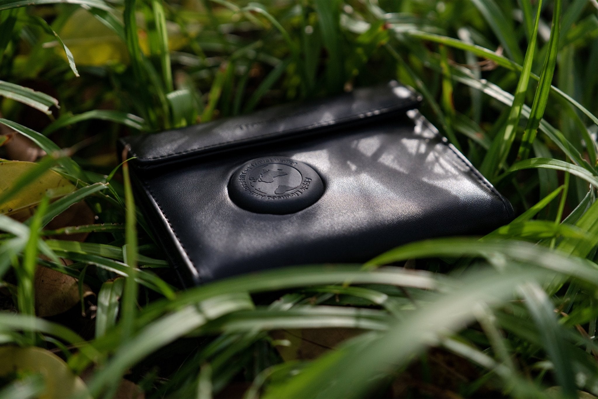 MiBook - Android MiTag Trackable Travel Passport Wallet - MiLi
